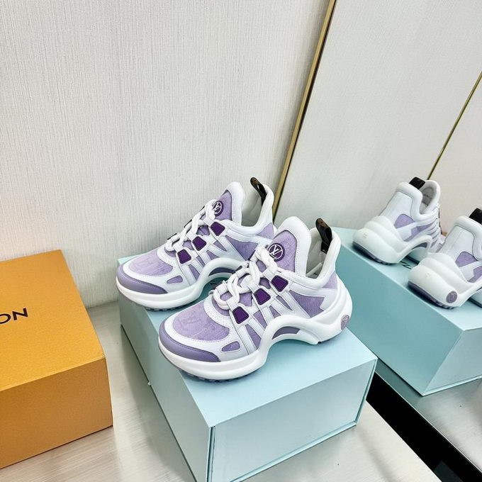 Louis Vuitton Sneakers Wmns ID:20250217-128